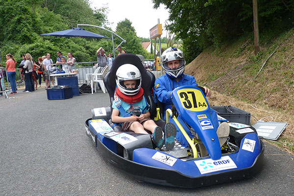 Baptême de kart électrique lors de la Fête des Vallées 2015 Baptême de kart électrique lors de la Fête des Vallées 2015