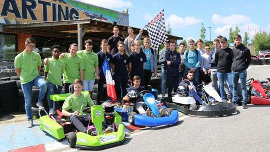 Six lycées bretons ont participé à ce challenge de karts électriques à Pluméliau. Des prototypes que les élèves ont fabriqué de A à Z. Ouest-France