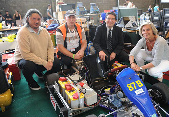 La ville de Limoges, représentée par Sylvie Rozette, adjointe aux sports, Stéphane Merillou, directeur adjoint de l'IUT, l'association E Kart présidée par Thierry Lequeu, et Jean Luc Gautier d'ENEDIS ont signé une convention visant à développer et à donner du relief à cette course unique en France. La ville de Limoges, représentée par Sylvie Rozette, adjointe aux sports, Stéphane Merillou, directeur adjoint de l'IUT, l'association E Kart présidée par Thierry Lequeu, et Jean Luc Gautier d'ENEDIS ont signé une convention visant à développer et à donner du relief à cette course unique en France.