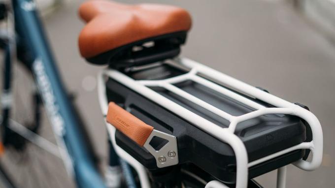 Le nouveau modèle présenté par Michelin est le premier vélo à assistance électrique hybride en France. Michelin-Wayscral Le nouveau modèle présenté par Michelin est le premier vélo à assistance électrique hybride en France. Michelin-Wayscral