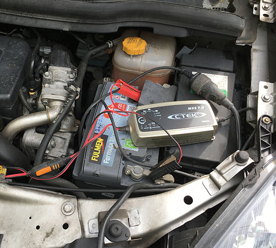 Le chargeur CTEK au secours de votre batterie Le chargeur CTEK au secours de votre batterie