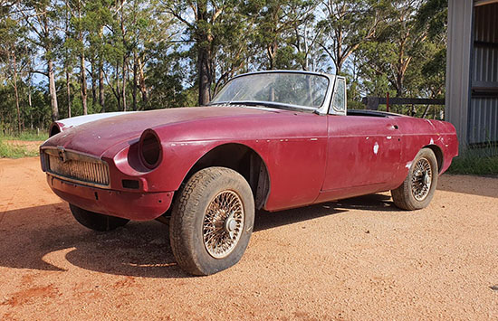 Electric conversion of a 1960 MGB Roadster car