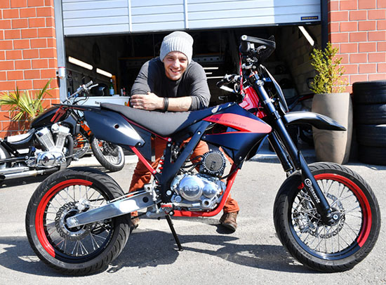 Moto électrique Riky & Co - La fierté d’une vie Moto électrique Riky & Co - La fierté d’une vie