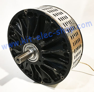 Un moteur à courant continu AGNI 200-095 48V 250A Un moteur à courant continu AGNI 200-095 48V 250A